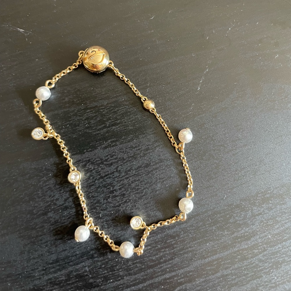 Swarovski gold pearl charm bracelet size small